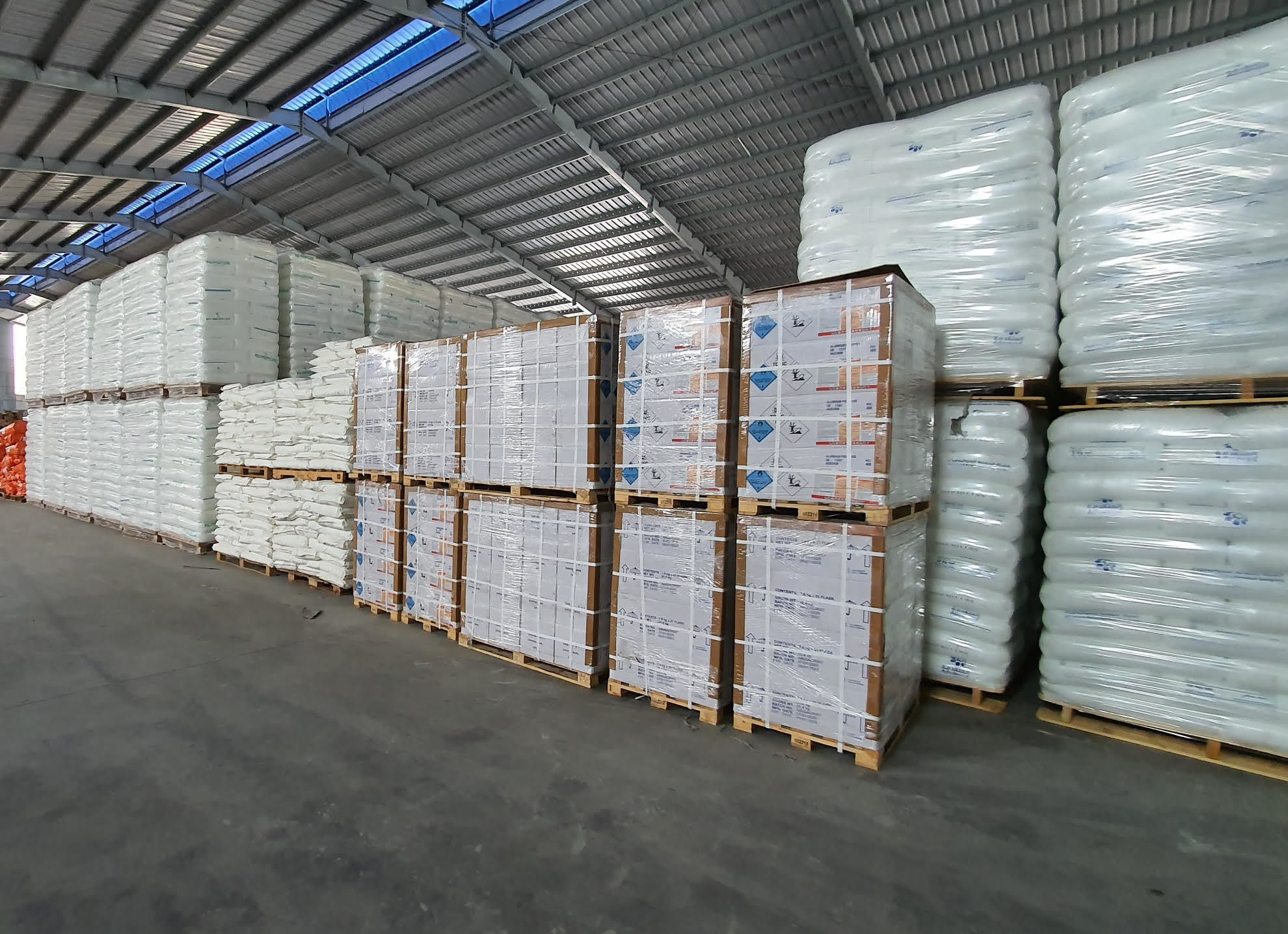 Toàn Phát Logistics Chuyên Cho Thuê Kho Chứa Hạt Nhựa