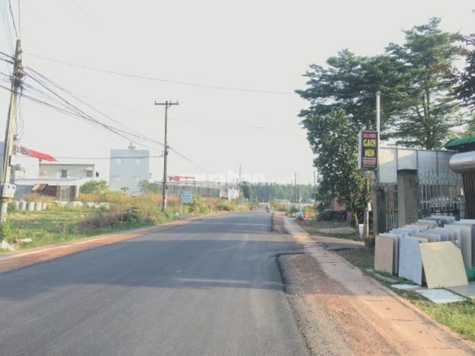 Cần Bán Lô Đất Goc 2 Mặt Tiền Đường Nhựa Bắc Hoà Phú Sơn