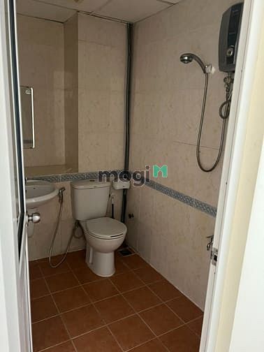 Chung Cư Central Garden Với 2 Phòng Ngủ, 2 Wc, Nội Thất Đầy Đủ