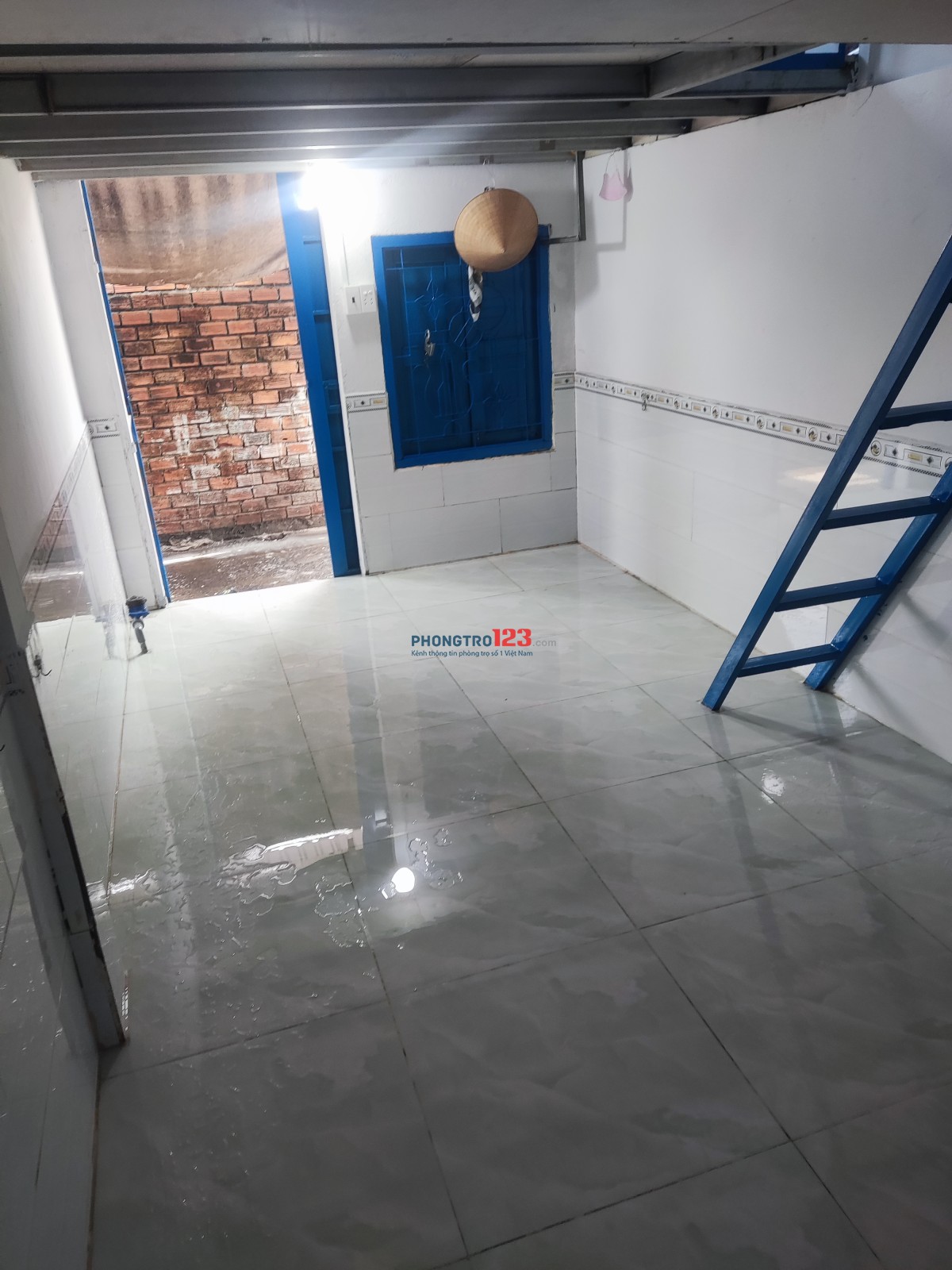 Phòng Trọ Đối Diện Cvpm Quang Trung 15M2 + Gác Suốt Đường Tô Ký, Q12