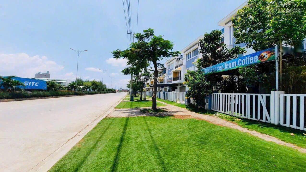 Bán Nhà Biệt Thự Nhà Phố Rosita Garden, 2 Tầng, 192 M2, Giá 10.5 Tỷ Tại 9 - Tp Hồ Chí Minh