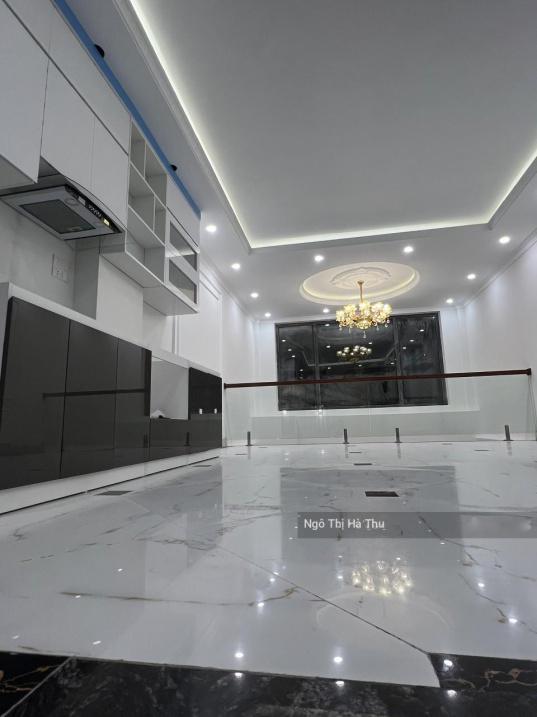 Sở Hữu Nhà Đất 6 Tầng, 50 M2 Tại Đường Cổ Linh - Thạch Bàn - Long Biên - Hà Nội, Giá 7.95 Tỷ