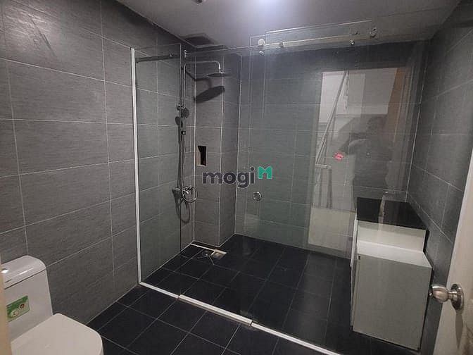 Bán Nhà Thủ Đức(8X16M)Dt123 M2 Giá 7.5 Tỷ Cần Bán Gấp