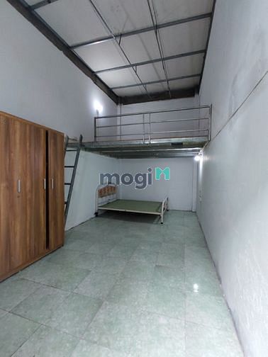 Phòng Trọ Diện Tích 20M2 Có Gác Lửng 10M2 Ngõ 61 Phố Trạm Q.long Biên