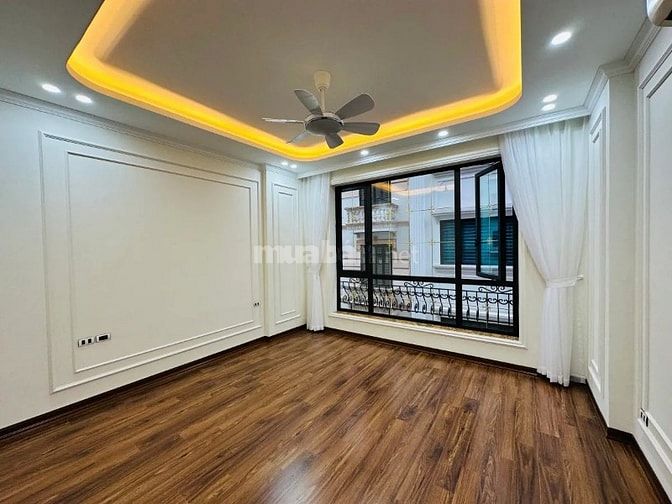 Chính Chủ Cần Bán Nhà Phố Cầu Giấy 60M2 X 7 T Thang Máy 22,5T