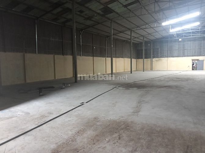 Cho Thuê Kho+ Vp+ Sân Bãi 2000M2 Đường Xe Container