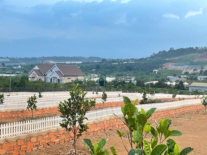 Cần Bán Lô Đất Xã Mê Linh Thôn Thực Nghiệm View Đồi Thông, Gần Hồ