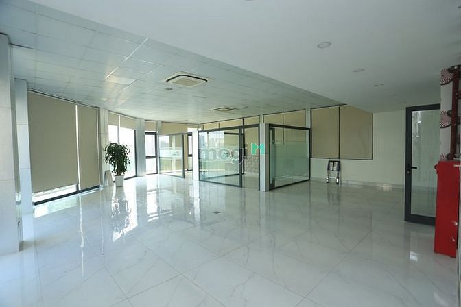 Cho Thuê Mặt Phố Cầu Giấy, 400M2X9 Tầng, Làm Ngân Hàng, Vàng Bạc