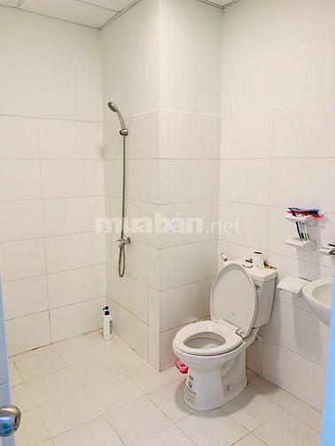 Bán Căn Hộ Screc Tower Q3, 76M2, 2Pn,2Wc,Nt, Sh.giá Còn Giảm : 3,3 Tỷ