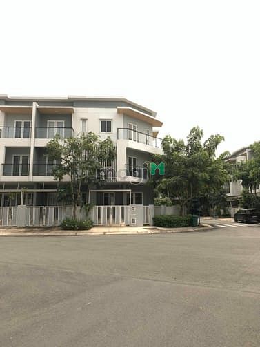 Hungviland Bán Biệt Thự 2 Mặt Tiền Mega Village Q - 9,4 Tỷ- 144.6 M2