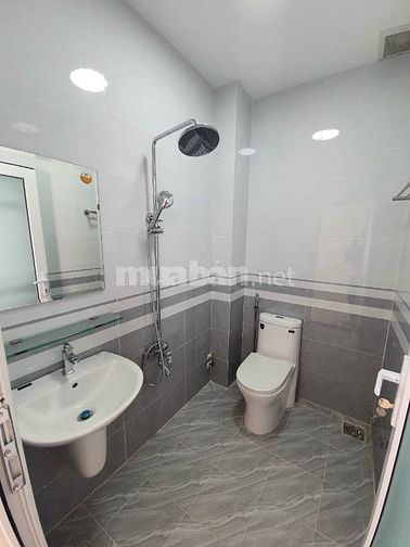 Chính Chủ Bán Gấp Mt Hai Bà Trưng, P. Tđ, Q1. 4X18M 4 Tầng, Giá 31 Tỷ