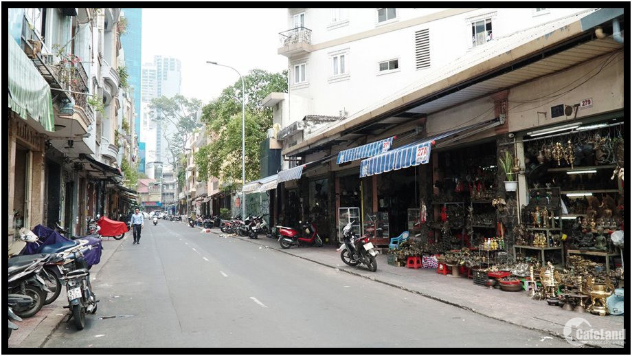 Cần Bán Nhà Phố Đối Diện Chợ Bến Thành 4 X 17M Lê Công Kiều Q1 Tp. Sài Gòn