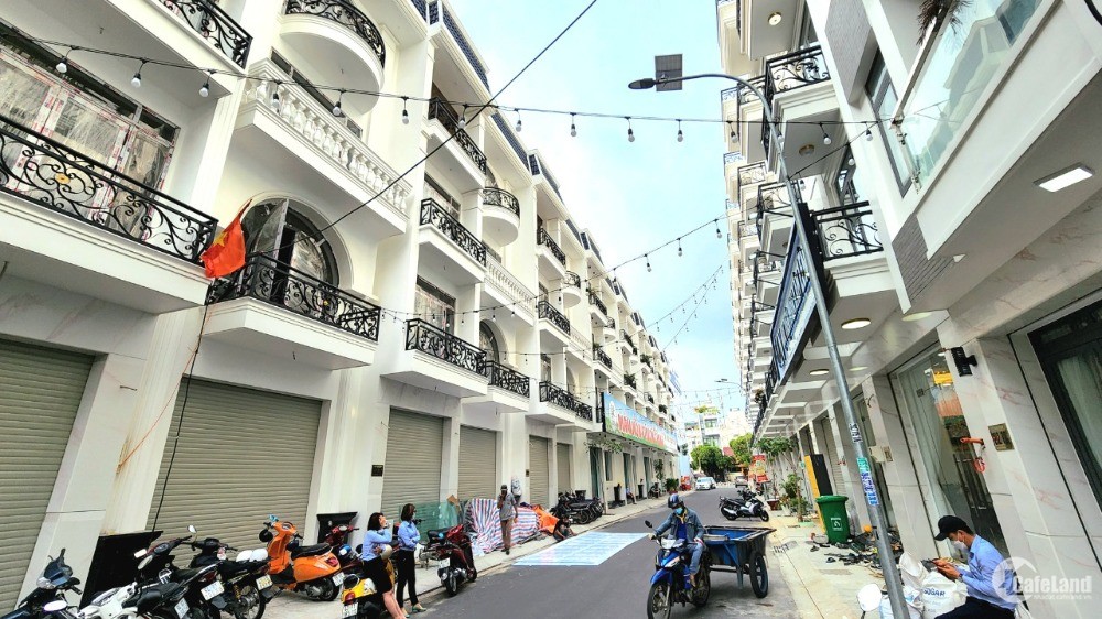 Biệt Thự Shophouse Nguyễn Sơn Tân Phú, F0 Chủ Đầu Tư, Có Thang Máy Sổ Hồng Riêng