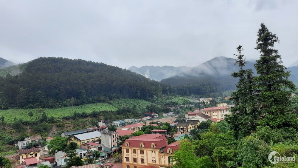 Đất Suối Khoáng Nóng Huyện Trạm Tấu-Yên Bái, Cách Ubnd Huyện 200M View Đẹp