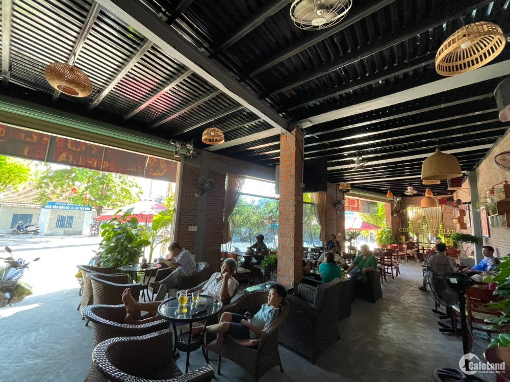 Bán Nhà Là Tiệm Cafe, Mặt Tiền Đường 20M, Sát Chợ Vĩnh Hải, Nha Trang, Khánh Hoà