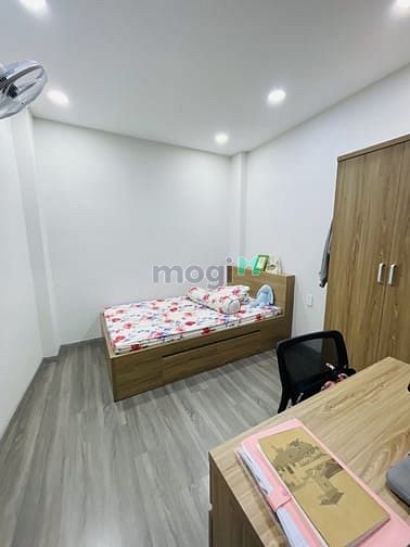 Ngô Quyền Quận 10 - 15M Ra Mặt Tiền - Dt 3.6M X 13M - 3 Tầng Vuông Vức