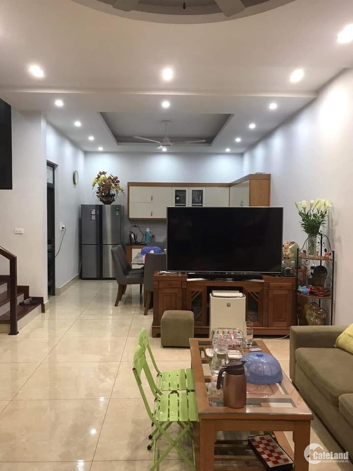 Bán Nhà 3.5 Tầng Mp Khu Bắc Thanh Niên, Ph Quang Trung, Tp Hd, 95M2, Mt 7.6M, 5