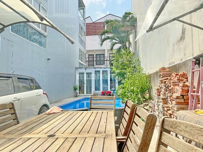 Bán Villa Có Hồ Bơi Hẻm 134 Nguyễn Thị Thập Q7