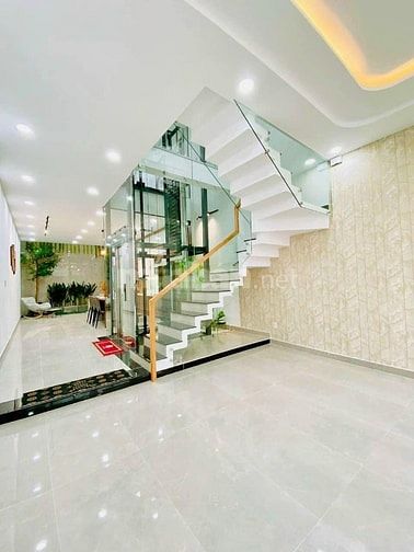 Về Quê Bán Gấp Nhà 64M2, 1 Trệt 2 Lầu, Shr, Hẻm Oto, Vĩnh Hội, Quận 4