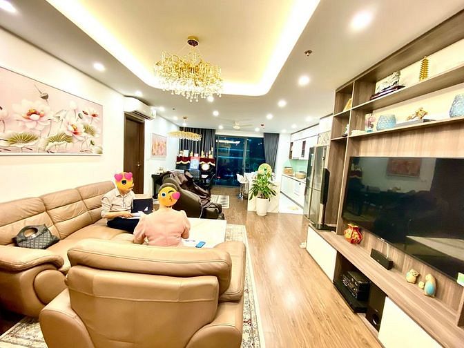 Cần Bán Căn Hộ 135M2 Chung Cư The Legacy Phố Lê Văn Thiêm, Thanh Xuân