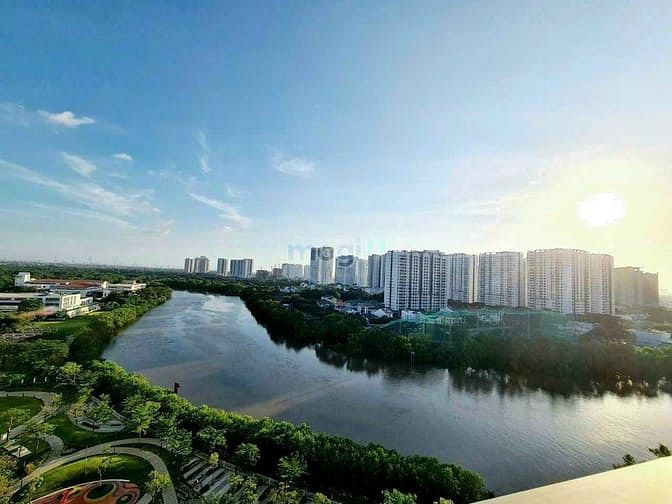 Cho Thuê Căn Hộ Cao Cấp Riverpark Residence 137M2, View Sông, Quận