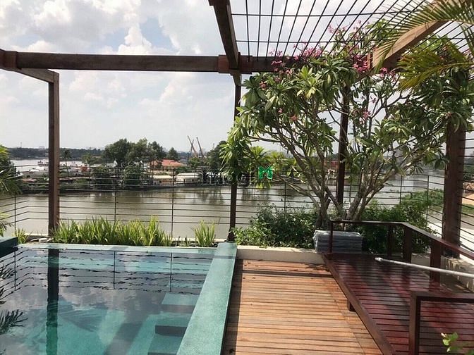 Bán Biệt Thự View Sông Quận 2 Ngay Bên Du Thuyền
