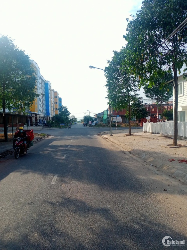 Bán Nhà Phố Liền Kề ,Nhơn Trạch ,Đồng Nai .