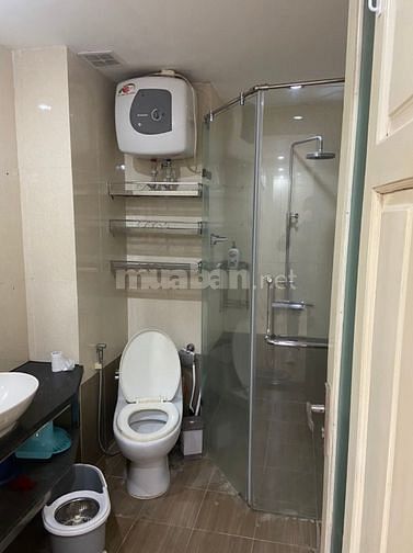 Bán Ch Tập Thể Dốc Thọ Lão ( Tầng 4) Giá 1.35 Tỷ, 55M2, Ở Được Luôn.