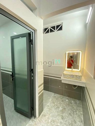 Nhà Nguyên Căn Hẻm 2806 Htp 4Pn 3Wc Siêu Rộng Siêu Thoáng