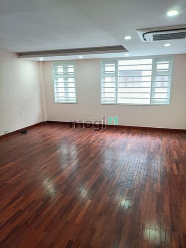 Cho Thuê Liền Kề 82 Nguyễn Tuân, Dt 92M2 5 Tầng, Thông Sàn, 40 Triệu