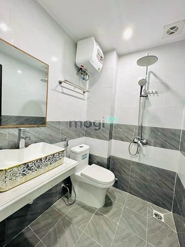 Nhà Đẹp Việt Hưng, 3 Bước Ra Ô Tô, Lô Góc, Nở Hậu, 35M2, 4,25 Tỷ