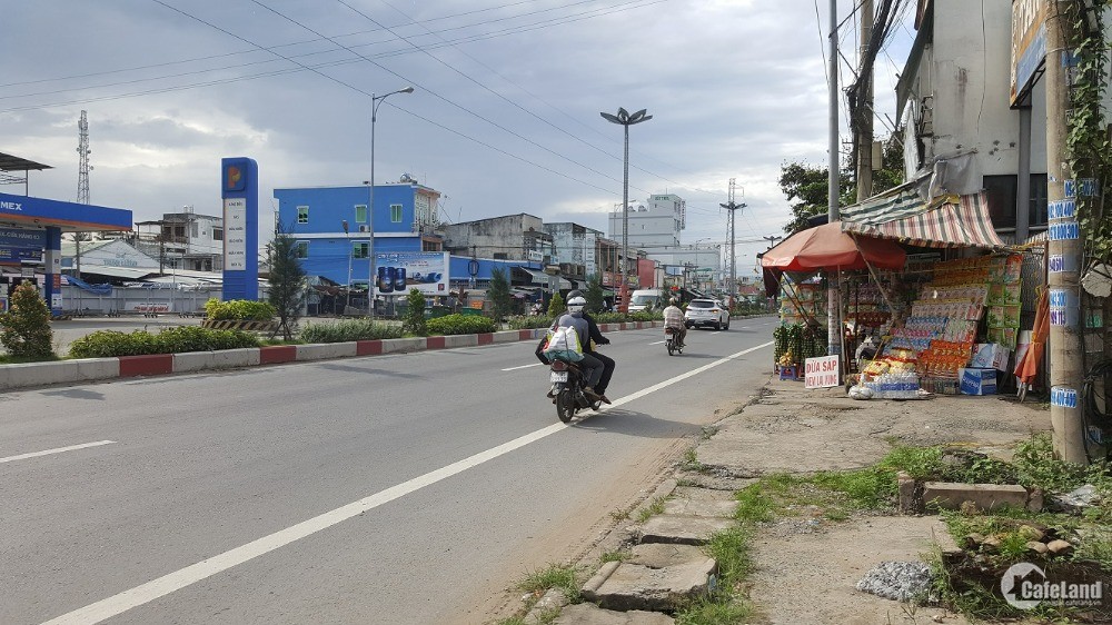 Tìm Đâu Ra Căn Nhà Vừa Vào Ở - Vừa Kinh Doanh Mua Bán Rất Ok Mặt Tiền Đường Ql1A