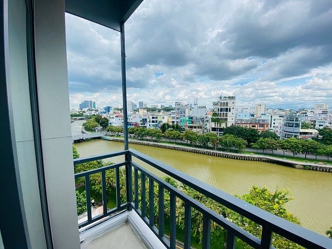 Cho Thuê Căn Hộ_1Pn Có Balcony View Sông Trường Sa_Tại Đ.cù Lao