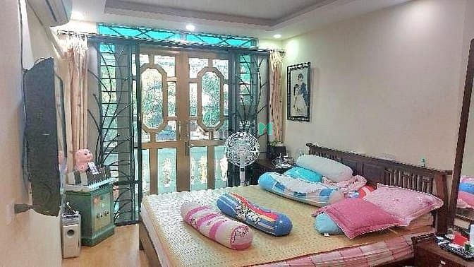 Bán Nhà Ngã Tư Tô Hiệu, Nhuệ Giang, 45M2, 5 Tầng, Vỉa Hè, Phân Lô,Ô Tô