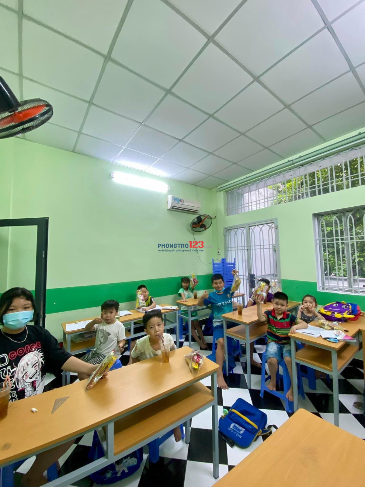 Phòng Học Tiện Nghi Cho Thuê Quận Tân Phú