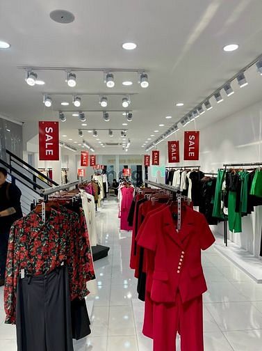 Showroom, Shop Ngang 8M Mặt Tiền Cách Mạng Tháng 8, Tân Bình Cho Thuê