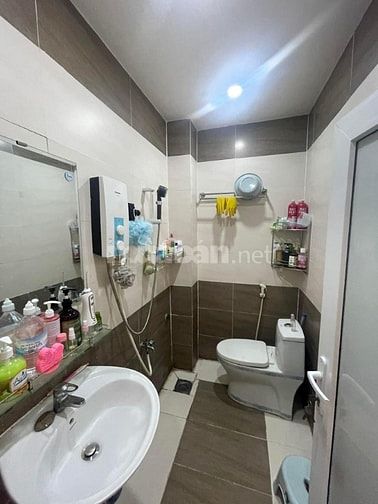 Nhà 4 Tầng Adl , 2Pn 3Wc , Nhà Còn Mới , Shr Hiện Hữu 4Ty6 Tl