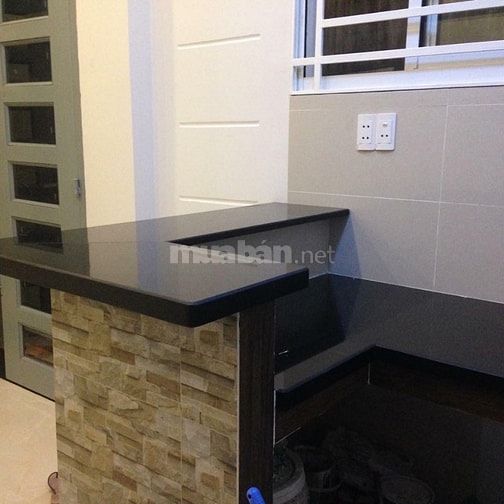 Nhà Nhỏ Cho Thuê Nguyên Căn 80M2,2Pn,2Vs Gần Trường Đua Phú Thọ