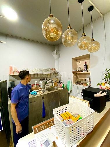 🔥Cần Sang Nhượng Quán Cafe Mặt Phố Vũ Thạnh - Giảng Võ Diện Tích 60M