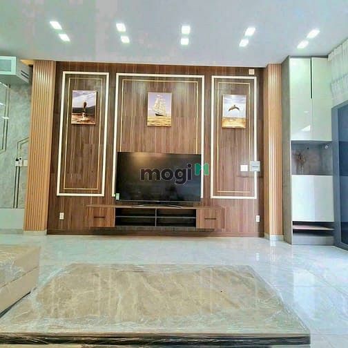 Bán Gấp Nhà Nguyễn Trọng Tuyển, Phú Nhuận,63M2, 3Tỷ860, Shr