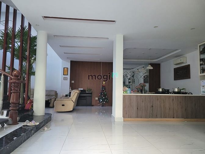 Biệt Thự 200M2 Vị Trí Vip Ngay Trung Tâm Phường 17 Gò Vấp, 19Tỷ Tl.