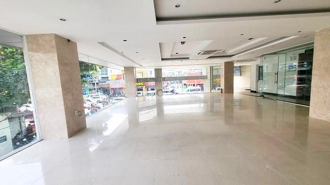 Cho Thuê Văn Phòng Mặt Tiền Cộng Hoà, Dt: 150M2, Giá: 11$/M2