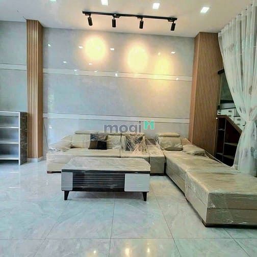 Bán Gấp Nhà Nguyễn Trọng Tuyển, Phú Nhuận,63M2, 3Tỷ860, Shr