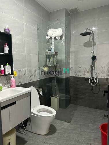 Bán Nhà 3 Lầu Hẻm Nguyễn Duy Trinh, Gần Ubnd Long Trường,Q9 - Dt: 94M2