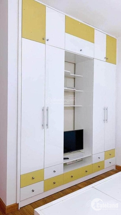 Do Chuyển Định Cư Nên Cần Bán Căn Hộ 2Pn 70,5 M² Trung Tâm Bãi Cháy, Hạ Long