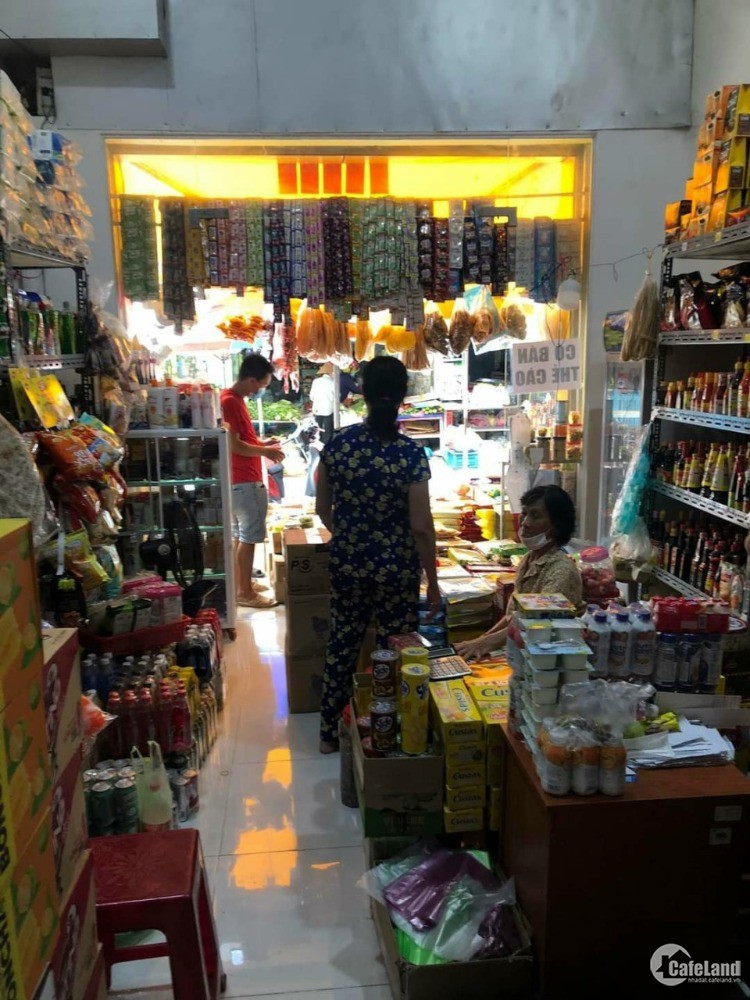 Bán Nhà Đang Kinh Doanh Ngay Chợ Phú Lạc 1T8