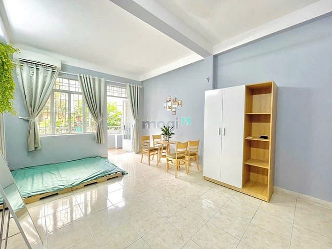 Căn Hộ Ban Công Gần 40M2 Ngay Cv Hoàng Văn Thụ