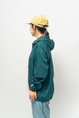 JACKE HOODIE 2025