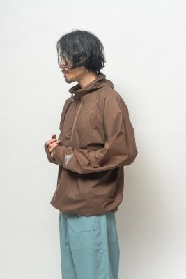 JACKE HOODIE 2025