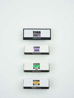 FILM POUCH